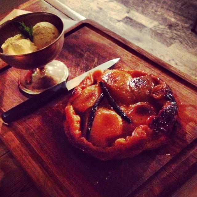 Pear tarte tartin with vanilla ice cream