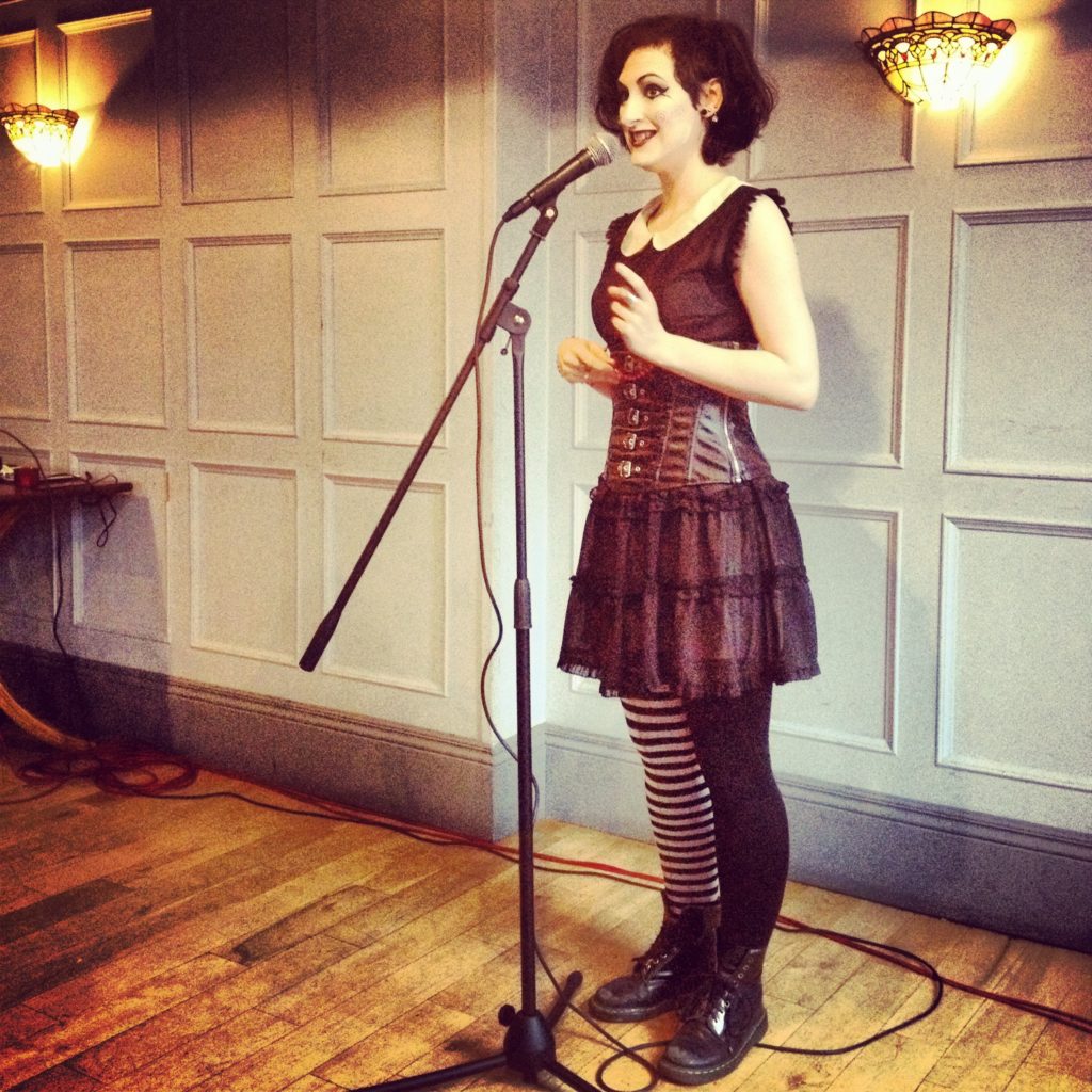 http://www.marybethmorossa.co.uk