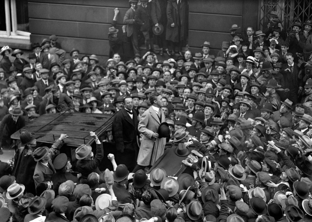 Charlie Chaplin arriving at The Ritz in 1921