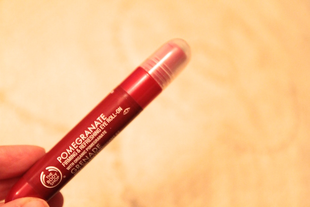 Pomegranate Firming and Refreshing Eye Roll-On - Body Shop