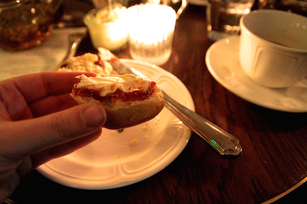 Lanes of London - afternoon tea