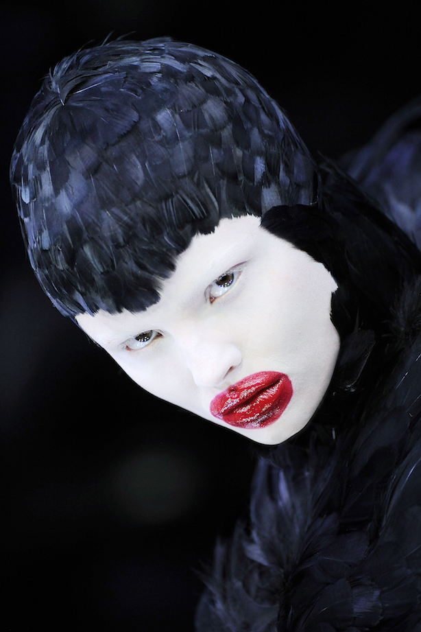 Duck-feather-dress-The-Horn-of-Plenty-AW-2009-10.-Model-Magdalena-Frackowiak-represented-by-dna-model-management-New-York.-Image-firstVIEW