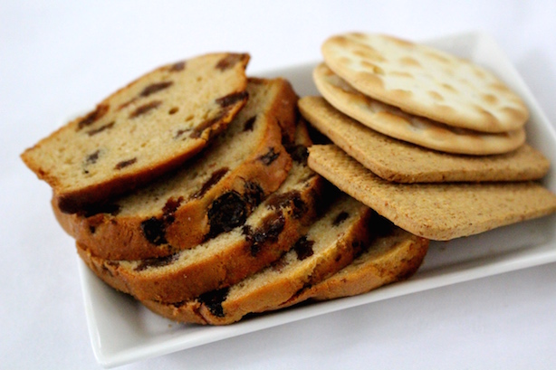 Crackers and raisin bread for cheese