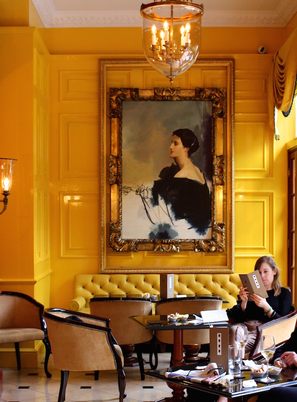 The Goring yellow Bar