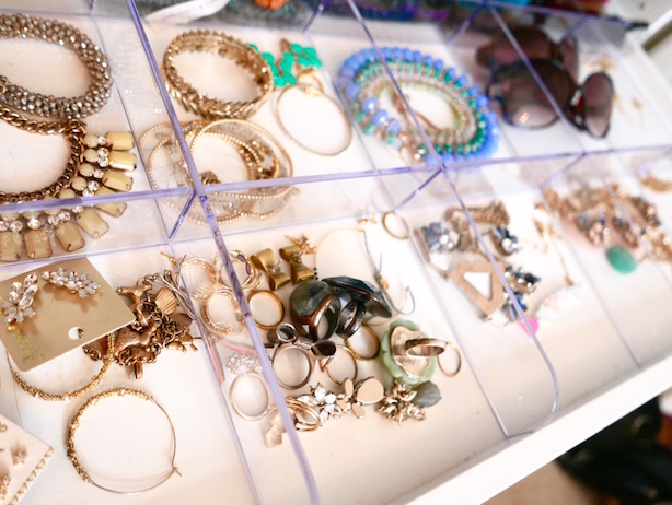My now de-cluttered accessories drawer...