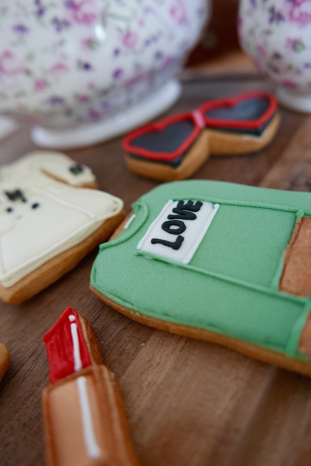 Biscuiteers fashion biscuits