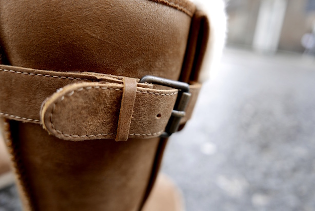 UGG