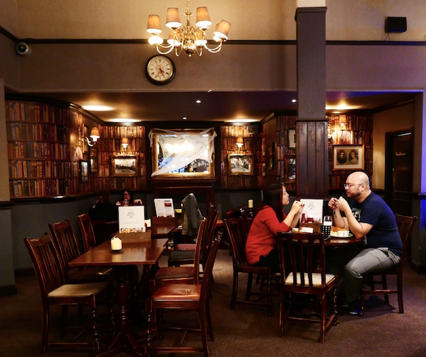 Prince of Wales pub, Kensington