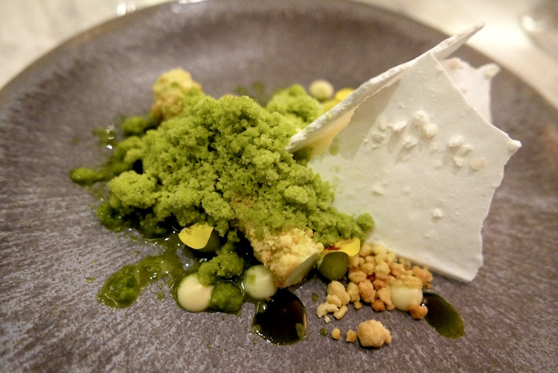 Sheep's yoghurt, apple & dill - Typing Room