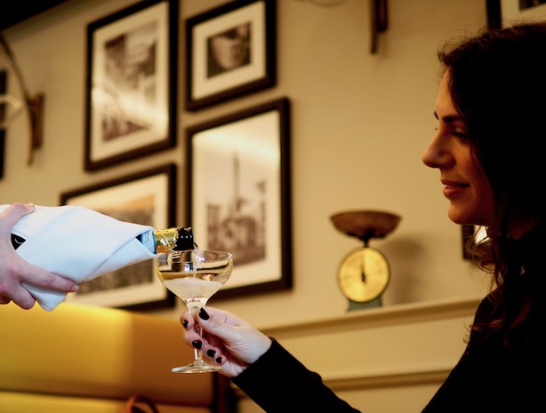 mercante-poppy-loves-sheraton-grand-london-park-lane-1