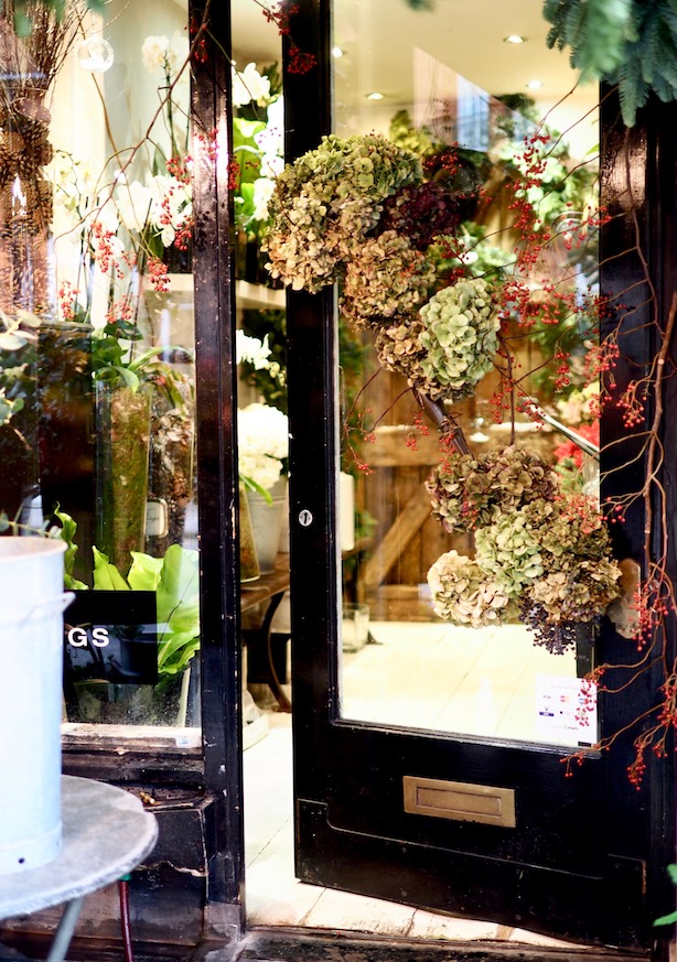 poppy-loves-wild-things-flowers-sheraton-grand-london-park-lane-1