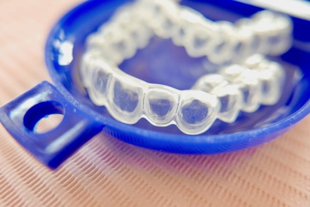 Elleven-Dental-Enlighten