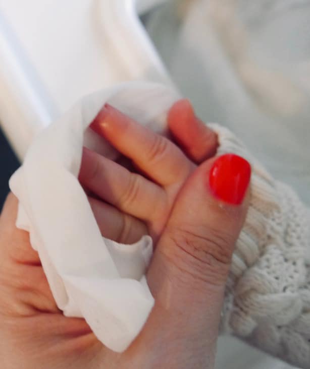 poppy-loves-waterwipes-10