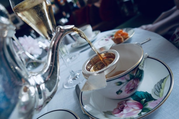 Brown's-Hotel-Ormonde-Jayne-Chelsea-Afternoon-Tea-15