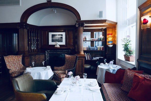 Brown's-Hotel-Ormonde-Jayne-Chelsea-Afternoon-Tea-2
