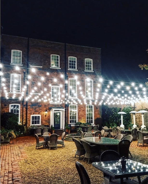 hotel-du-vin-winchester-courtyard