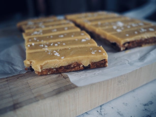 Lyles-Golden-Syrup-Flapjacks-14