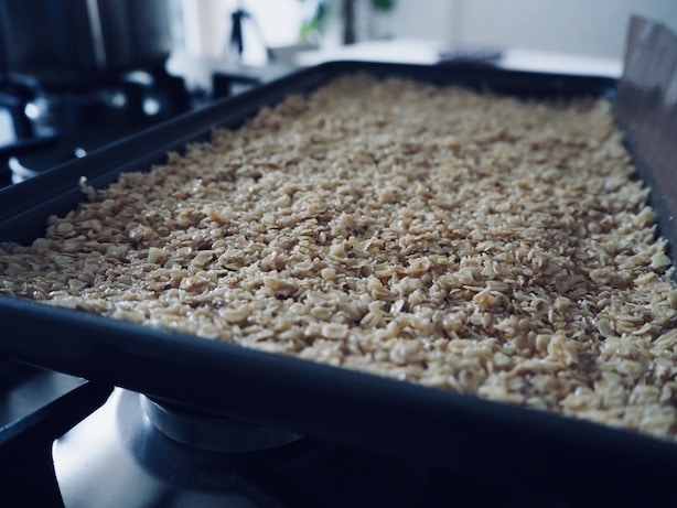 Lyles-Golden-Syrup-Flapjacks-22
