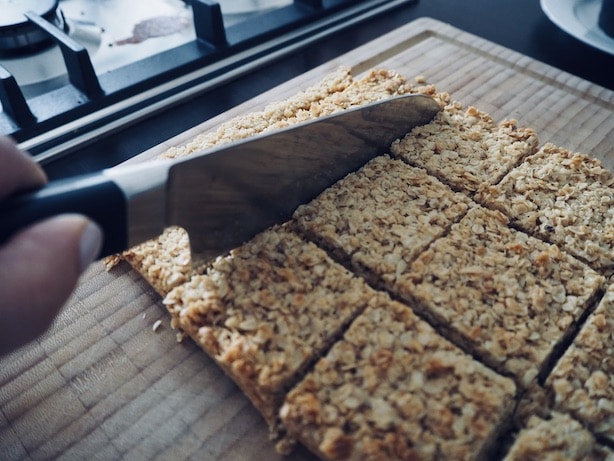 Lyles-Golden-Syrup-Flapjacks-25