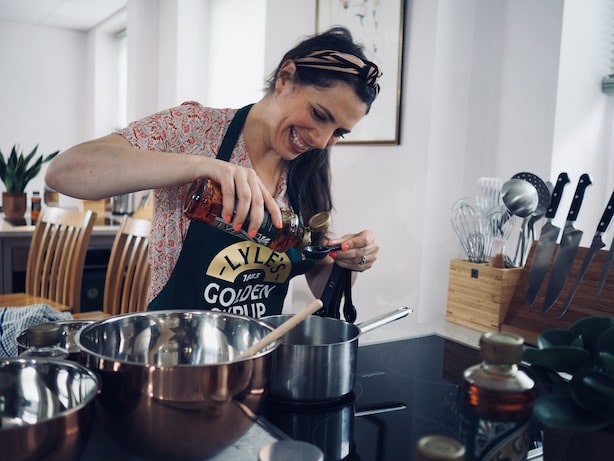 Lyles-Golden-Syrup-Flapjacks-8