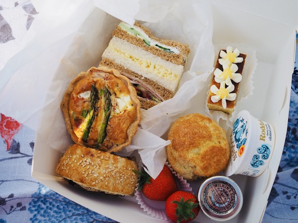 Buttercups Bakery Picnic