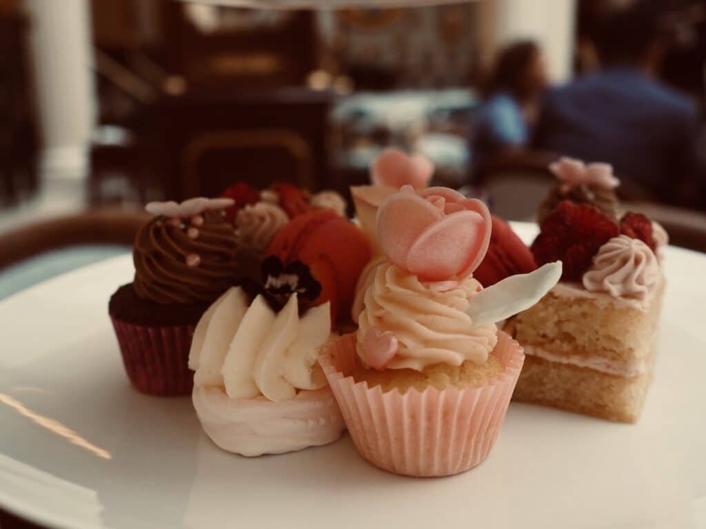 Lanesborough-Afternoon-Tea-Peggy-Porschen