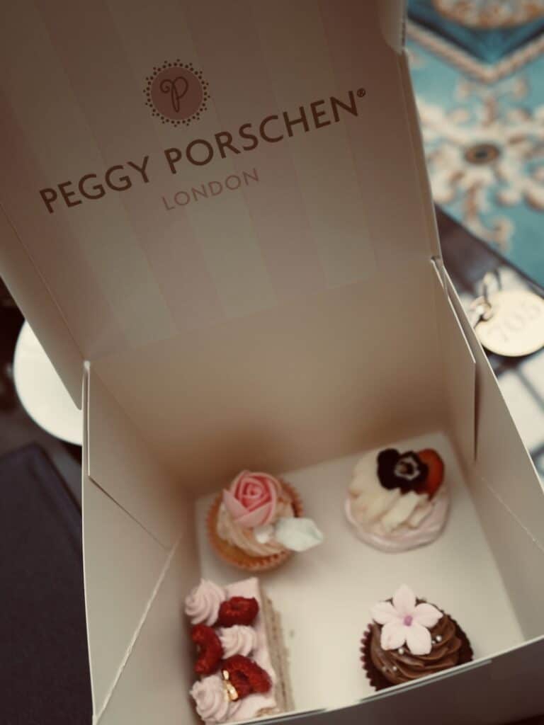 Lanesborough-Afternoon-Tea-Peggy-Porschen