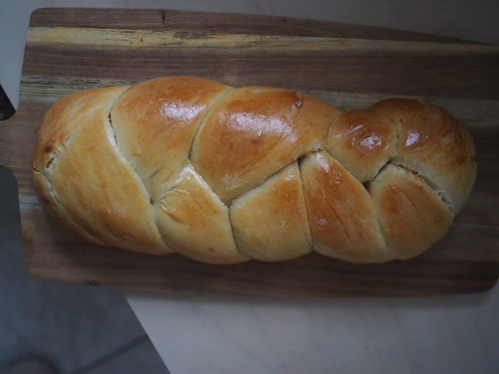 Bake-Challah-Ottolenghi