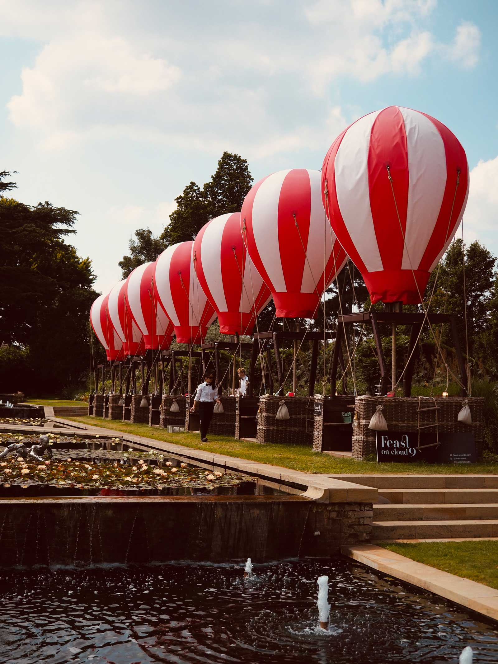 balloons at The Grove