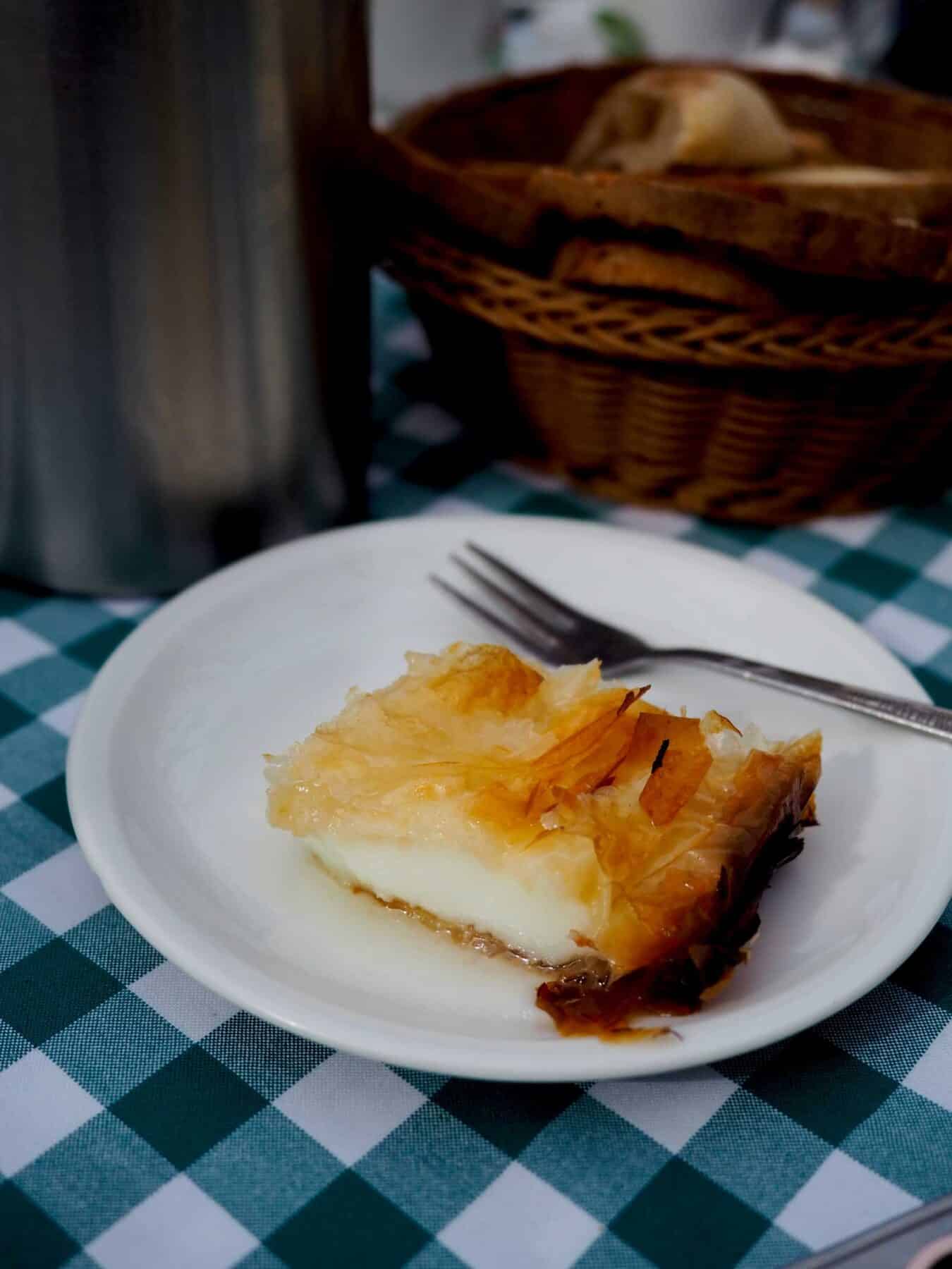 Yiannis-taverna-kathikas